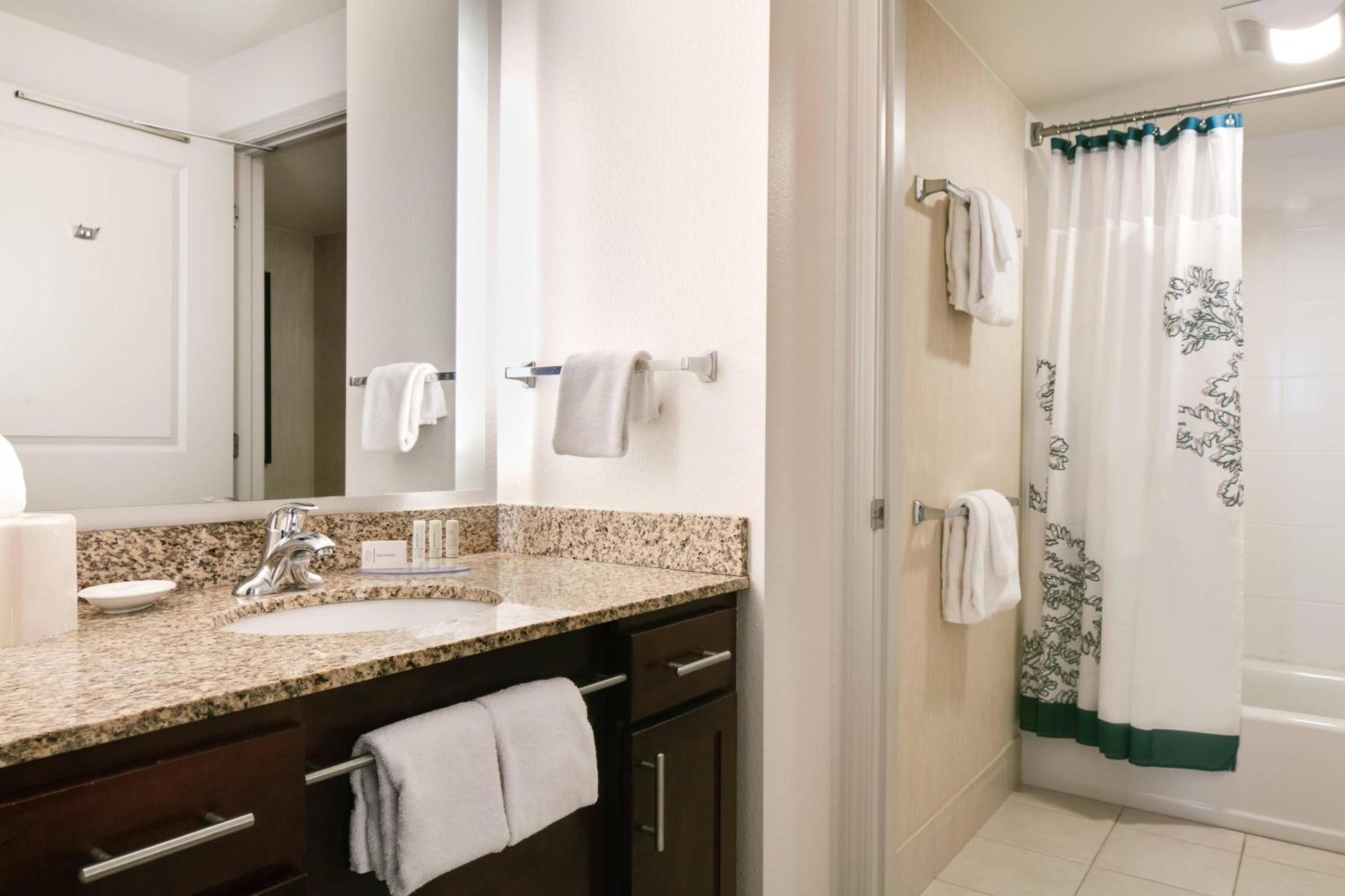 Residence Inn By Marriott Lincoln South Bagian luar foto
